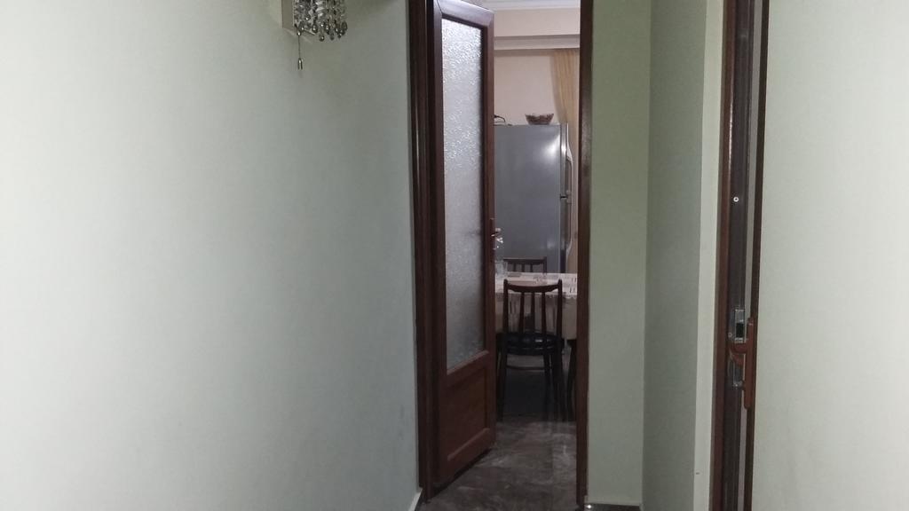 Nellie'S Apartment Батуми Экстерьер фото
